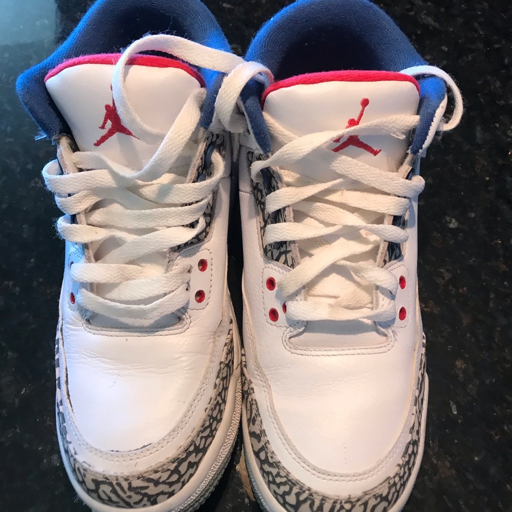 Jordan 3 true blue